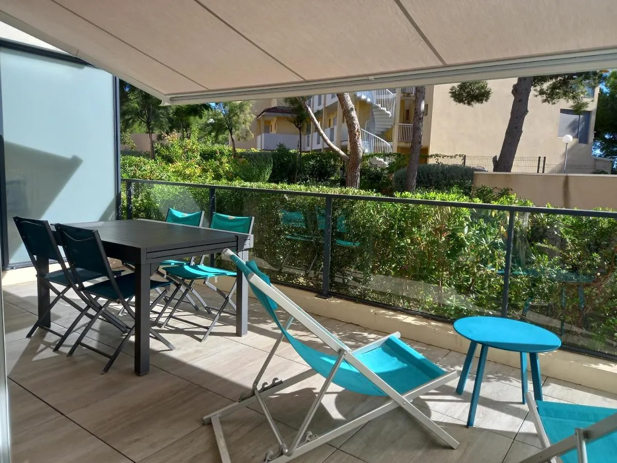 Bel Appartement Avec Terrasse - Plage De Carro A Pied Martigues Apartment